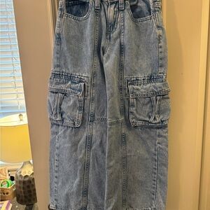 Old Navy Girl’s Blue High-Rise Baggy Cargo Jeans